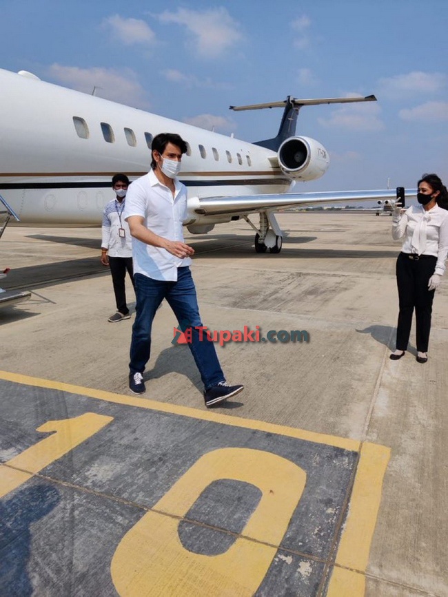 Tollywood Actors at Begumpet Airport